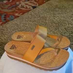 Reef Cushion Sol Hi Women's Leather Sandals Sz 8 NWOT